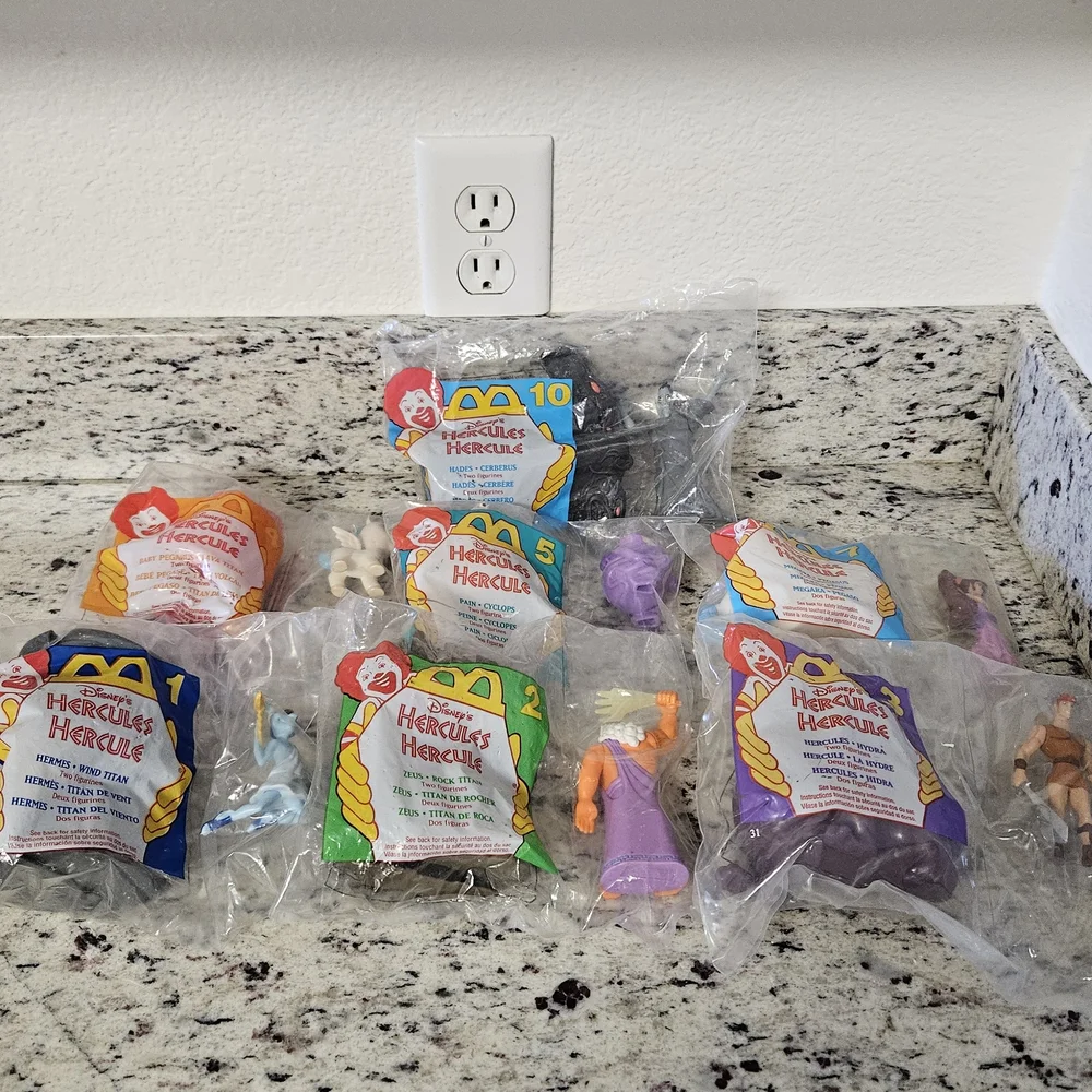 NEW IN BAG 1997 set of 7 Hercules Mcdonalds Toys - Picture 1 of 8